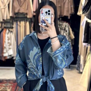 شومیز لینن طرح‌دار آبی جلو گره‌ای زنانه رزیتا